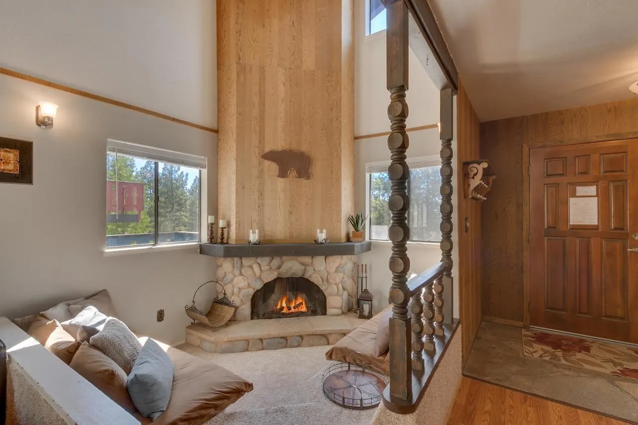 The Knotty Bear - Three Bedroom Home South Lake Tahoe 0*,  USA