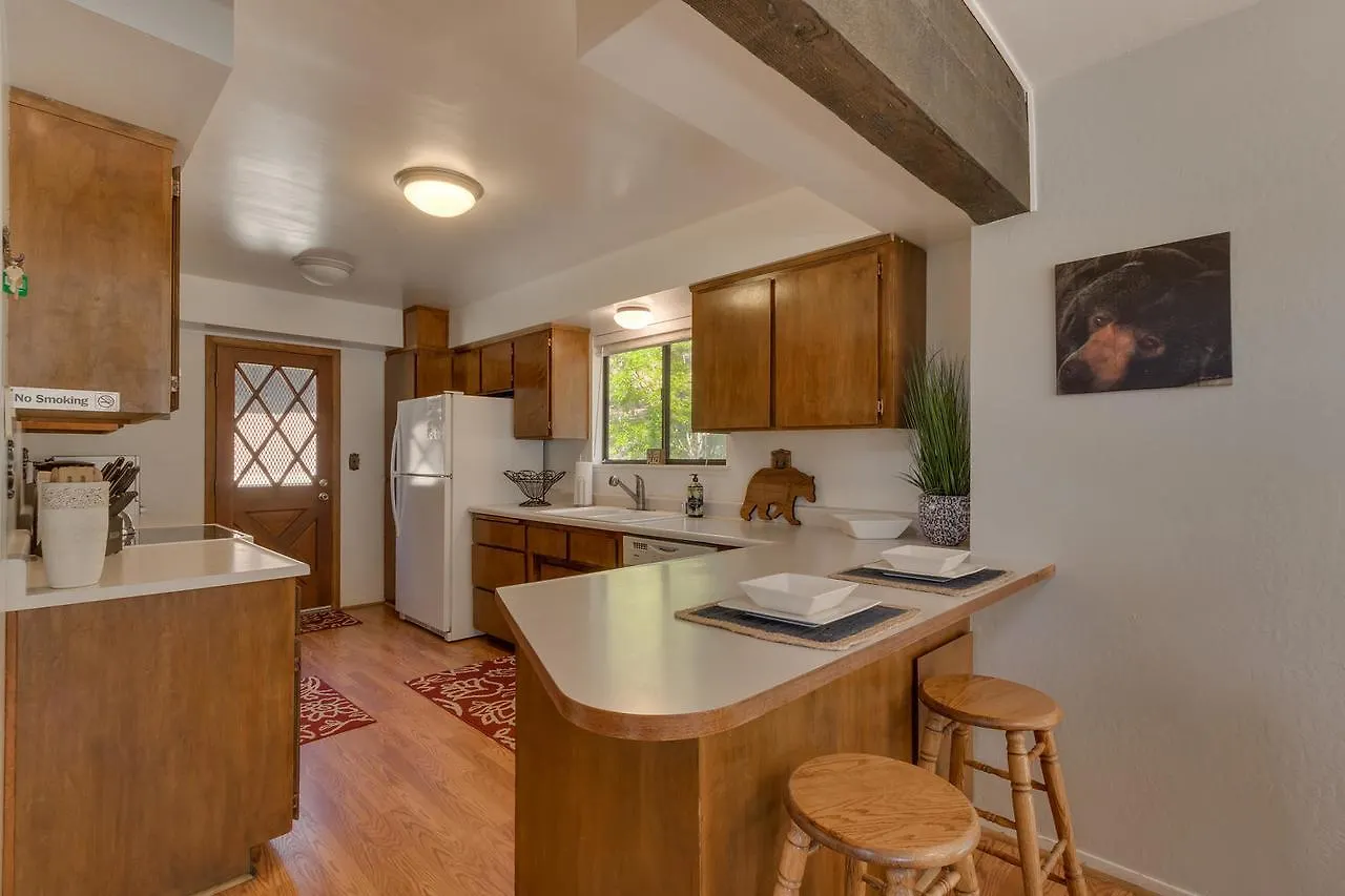 Feriehus The Knotty Bear - Three Bedroom Home South Lake Tahoe