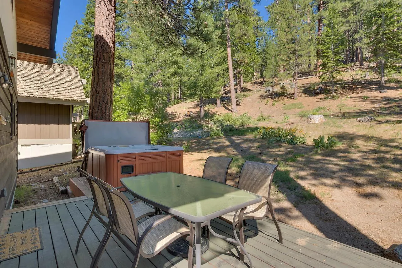 The Knotty Bear - Three Bedroom Home South Lake Tahoe 0*,  USA