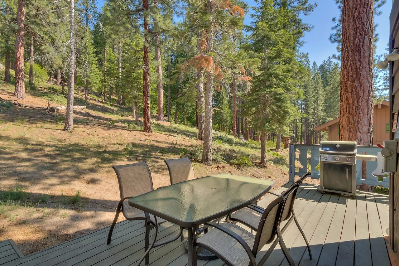The Knotty Bear - Three Bedroom Home South Lake Tahoe Feriehus